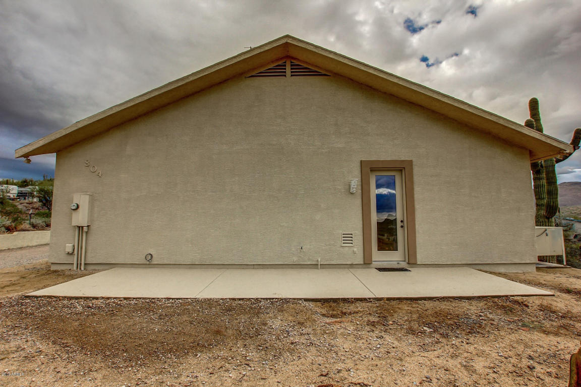 Property Photo: 804 W Roughrider Road AZ 85087