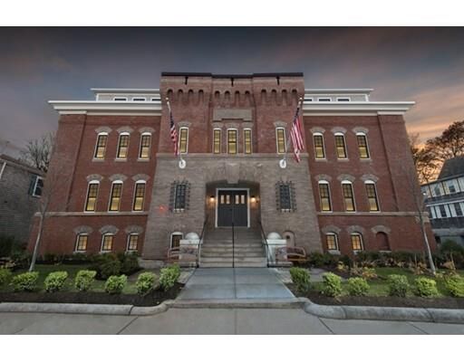 Property Photo:  76 Court St 11  MA 02360 