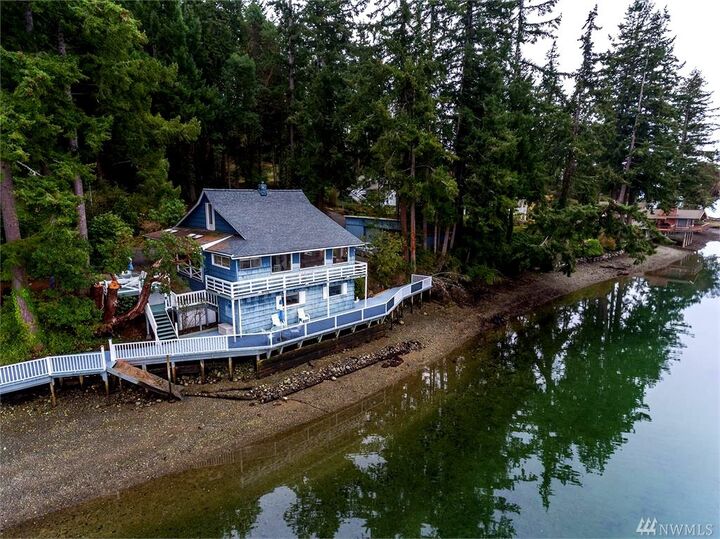 Property Photo:  19315 99th St Kpn  WA 98394 