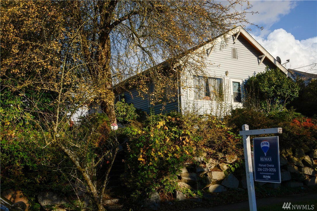 Property Photo: 8424 Wabash Ave S WA 98118
