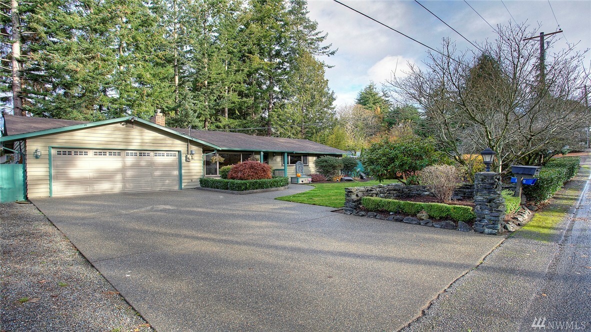 Property Photo:  7701 37th St W  WA 98466 