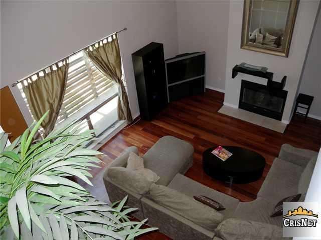 Property Photo: 4705 Whitsett Avenue 204 CA 91604