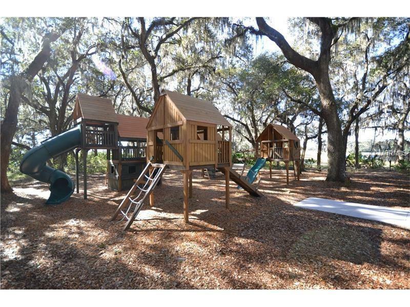 Property Photo: 5916 Caldera Ridge Drive FL 33547