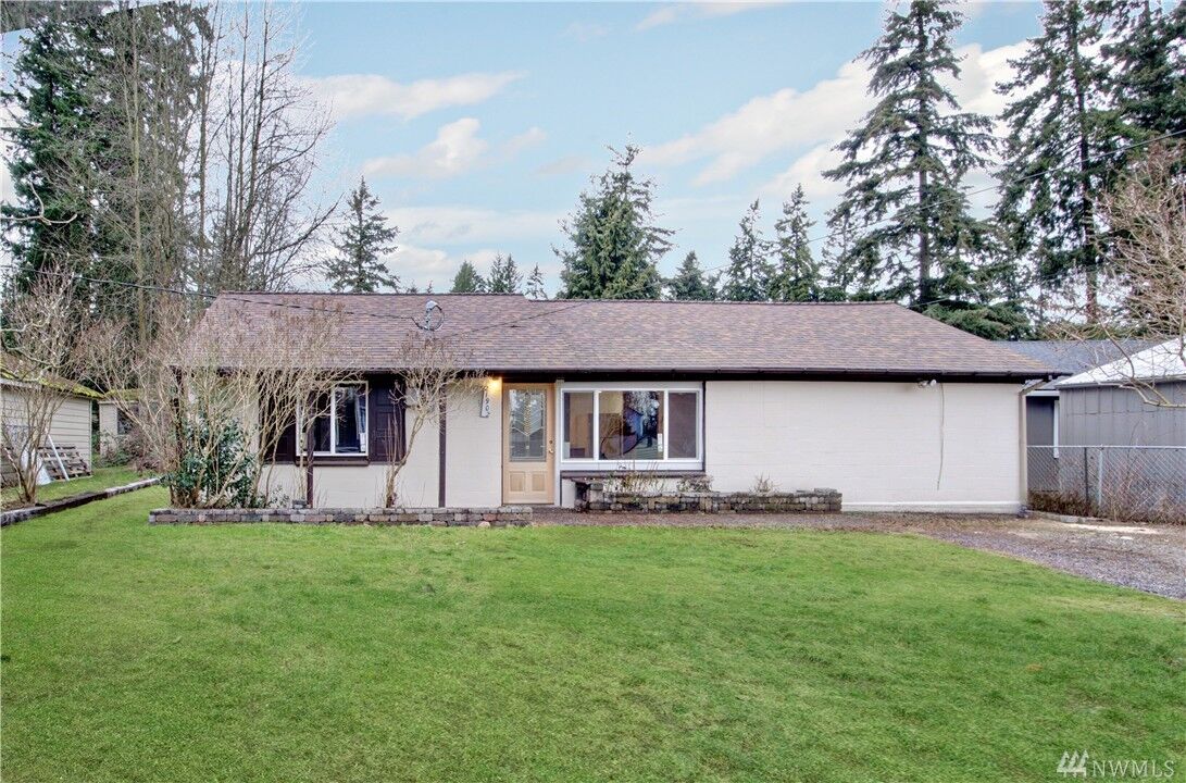 Property Photo: 21902 54th Ave W WA 98043