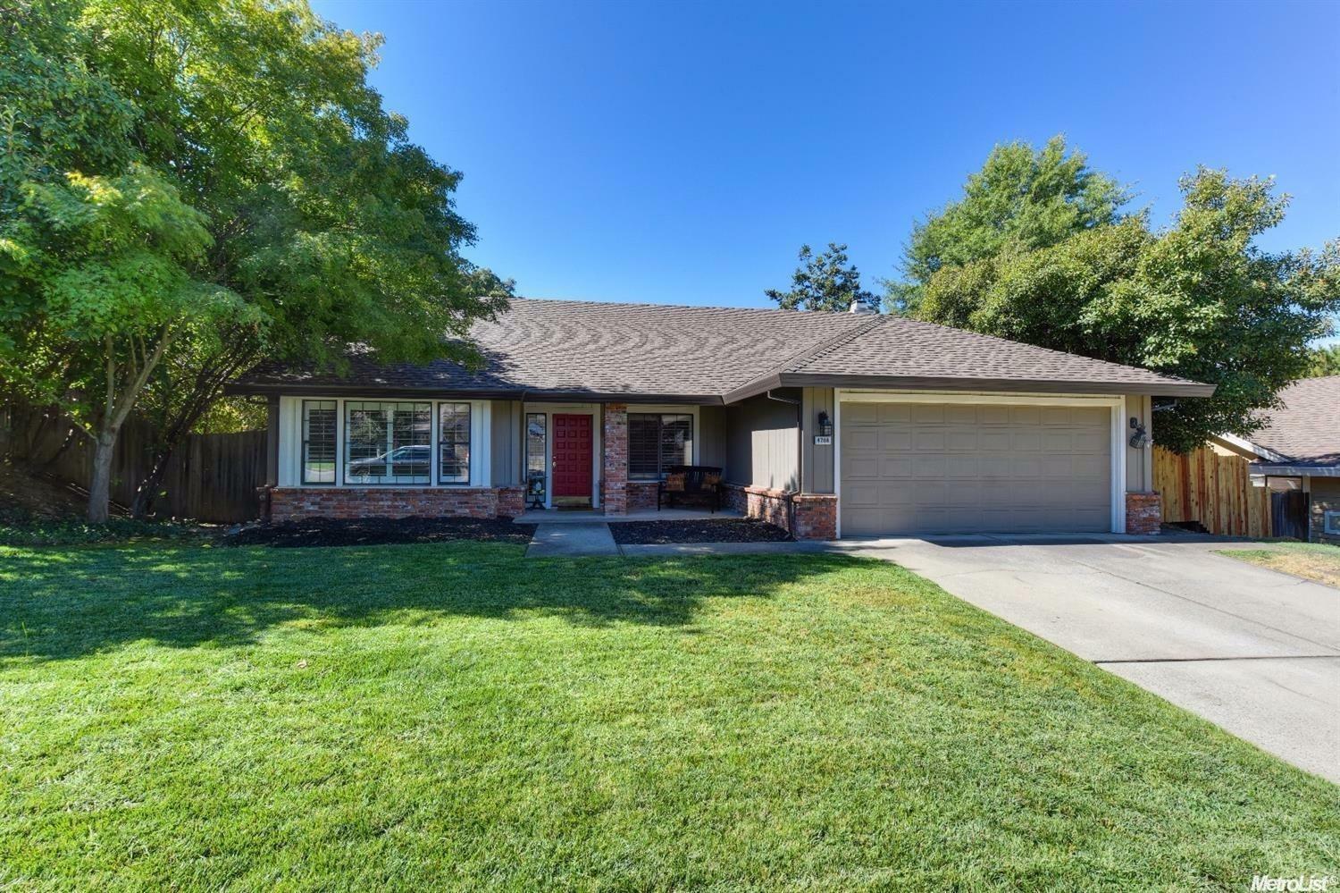 Property Photo: 4708 Broome Place CA 95762