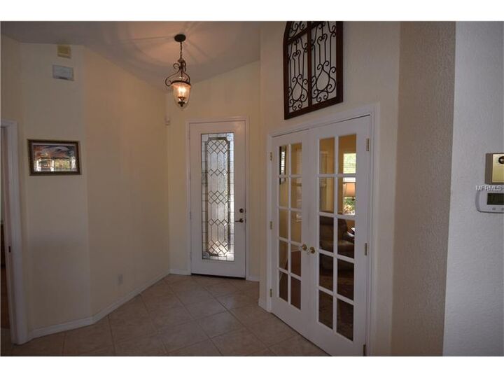 Property Photo:  407 Oak Heritage Drive  FL 34292 