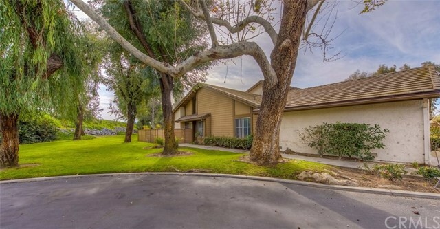 Property Photo: 11886 Mansa Court CA 92708