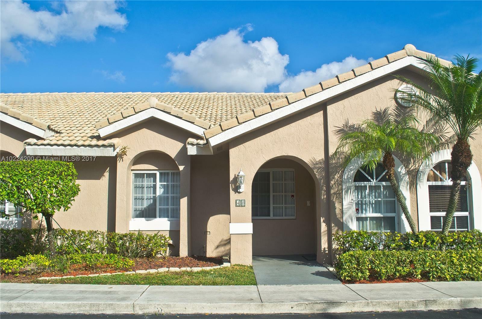 Property Photo: 3181 Holiday Springs Blvd 40 FL 33063