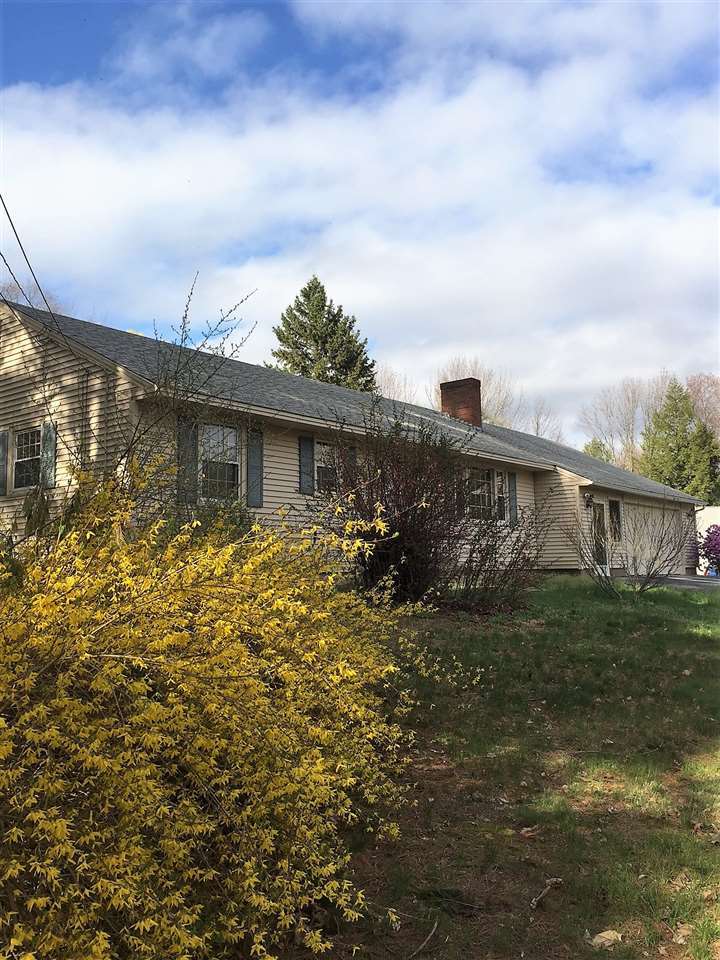 Property Photo:  8 Lane Drive Drive  NH 03110 