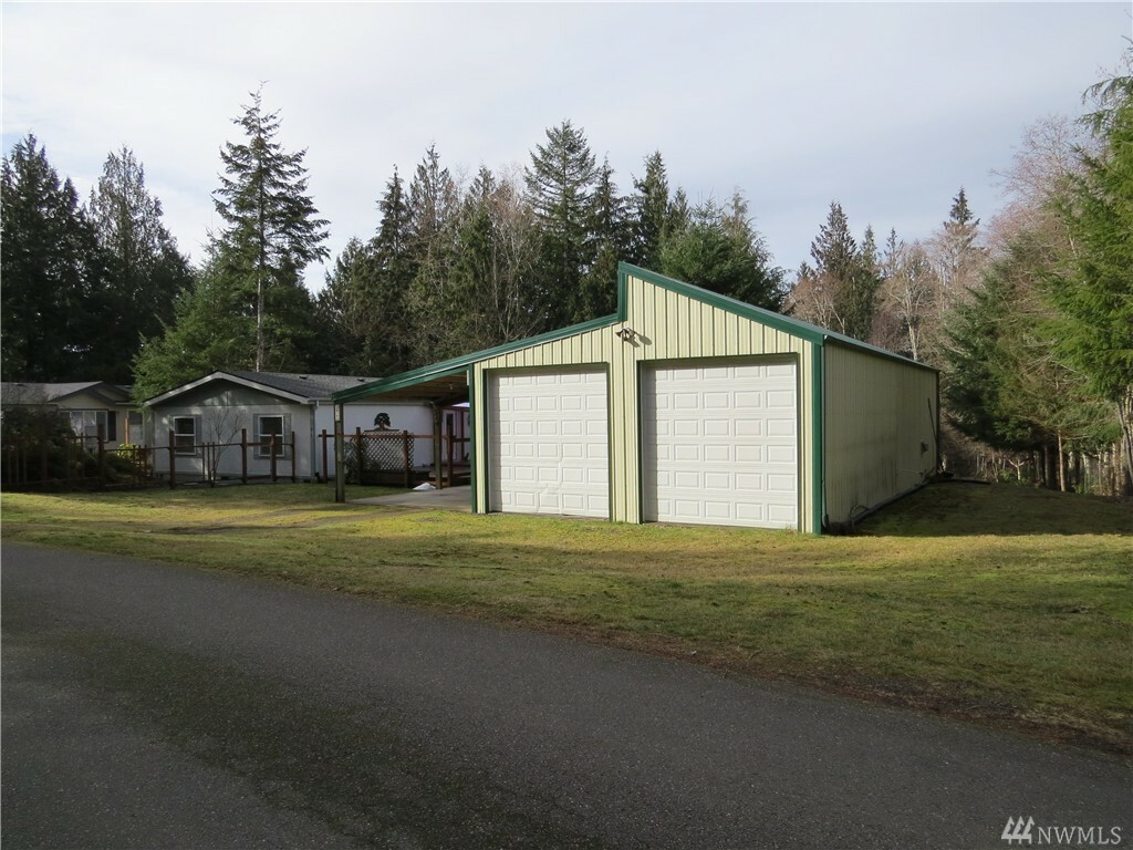 Property Photo: 71 SE Azalea Place WA 98584