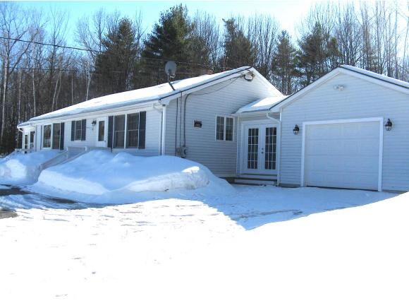 Property Photo:  303 High Street  NH 03303 