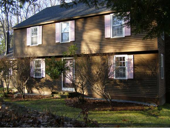 Property Photo:  26 Buckridge Drive  NH 03031 