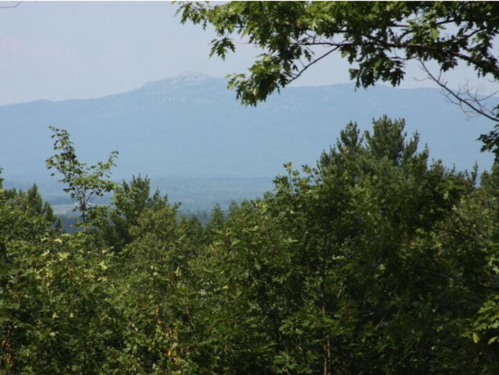 Property Photo:  106 Temple Road  NH 03458 