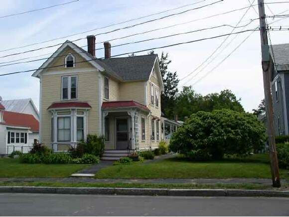Property Photo: 98 Riddle Street NH 03102