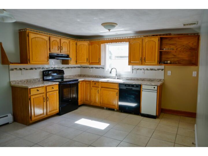 Property Photo:  5 Balsam Lane  NH 03873 