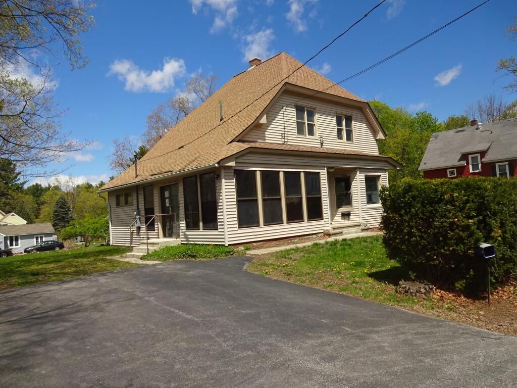 Property Photo: 21 Fairview Avenue NH 03038