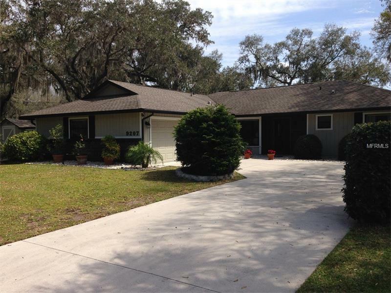 Property Photo:  9207 66th Avenue Drive E  FL 34202 