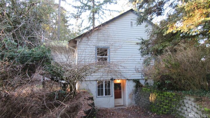 Property Photo:  10524 Butte Dr SW  WA 98498 
