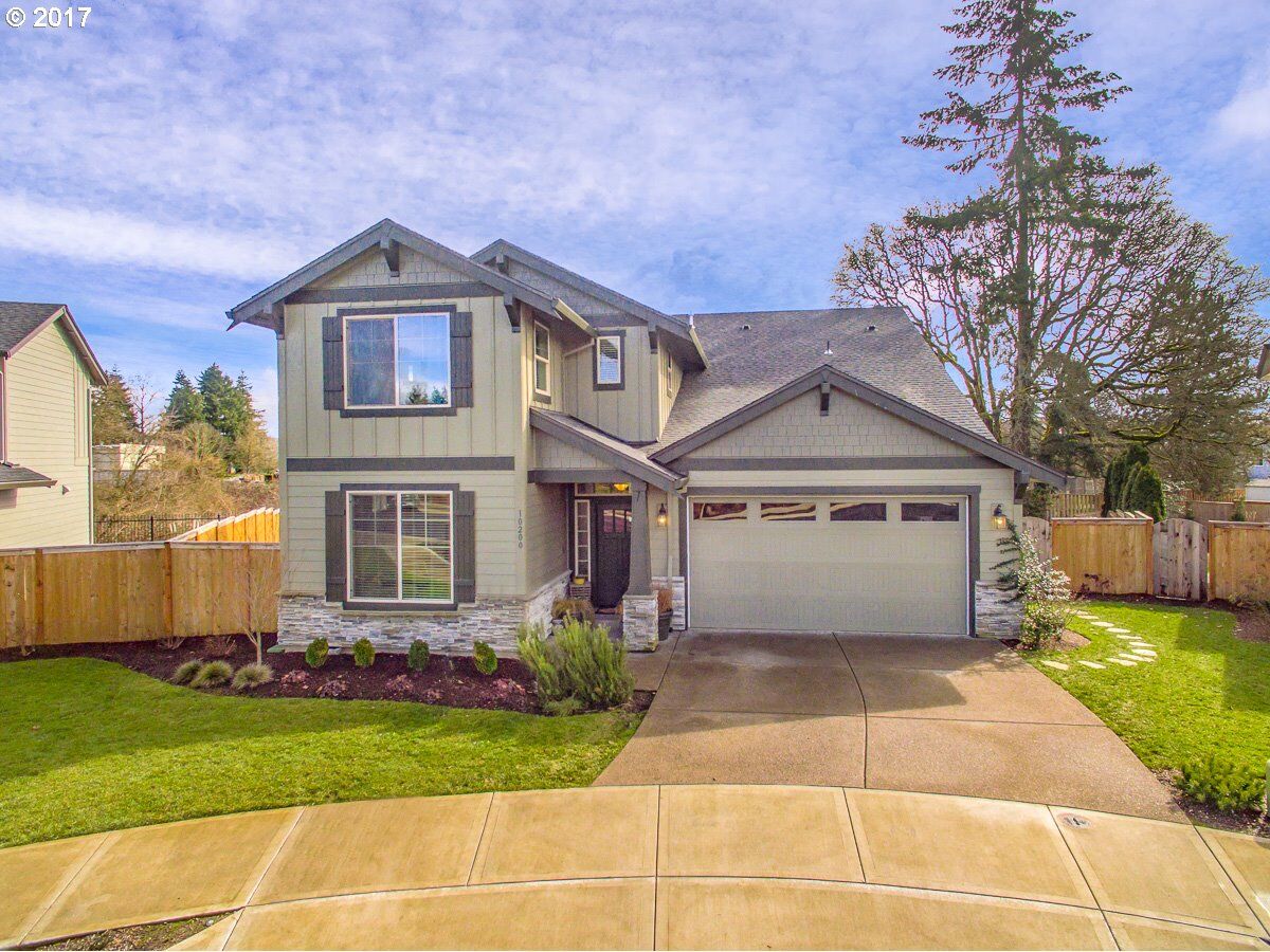 Property Photo: 10200 SW Madrid Loop OR 97070