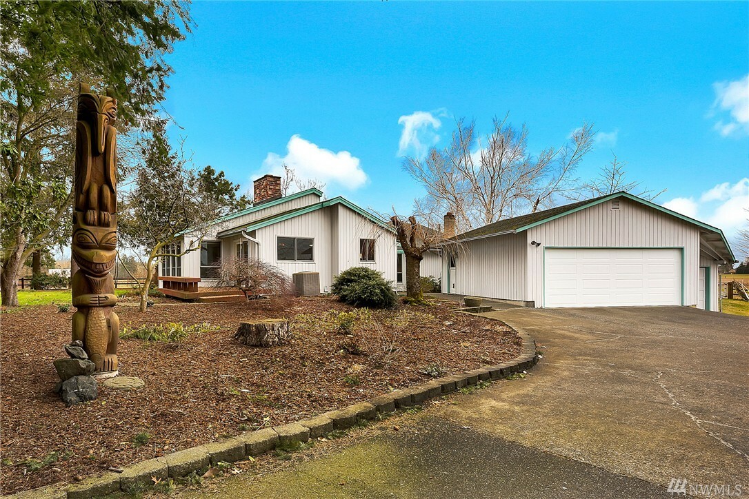 Property Photo: 6547 Lunde Rd WA 98247
