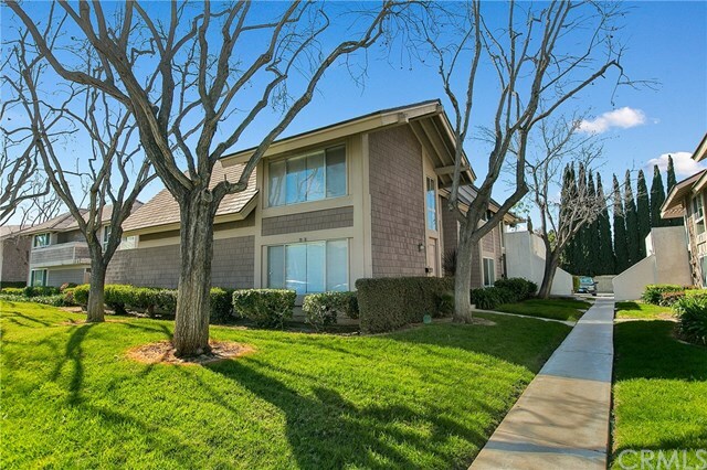 Property Photo:  70 Elksford Avenue  CA 92604 