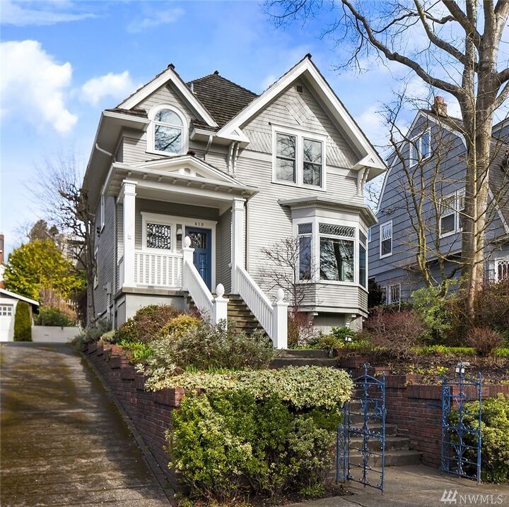 410 W Highland Dr  Seattle WA 98119 photo