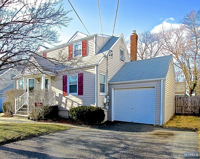 Property Photo:  39-19 Berdan Avenue  NJ 07410 