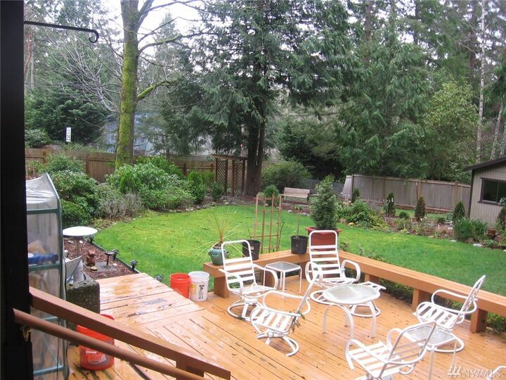 Property Photo:  1305 Kings Place NW  WA 98110 