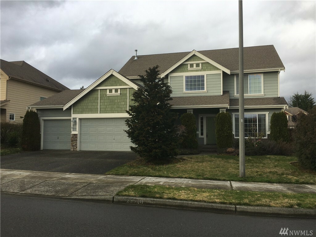 Property Photo:  22520 SE 281st St  WA 98038 