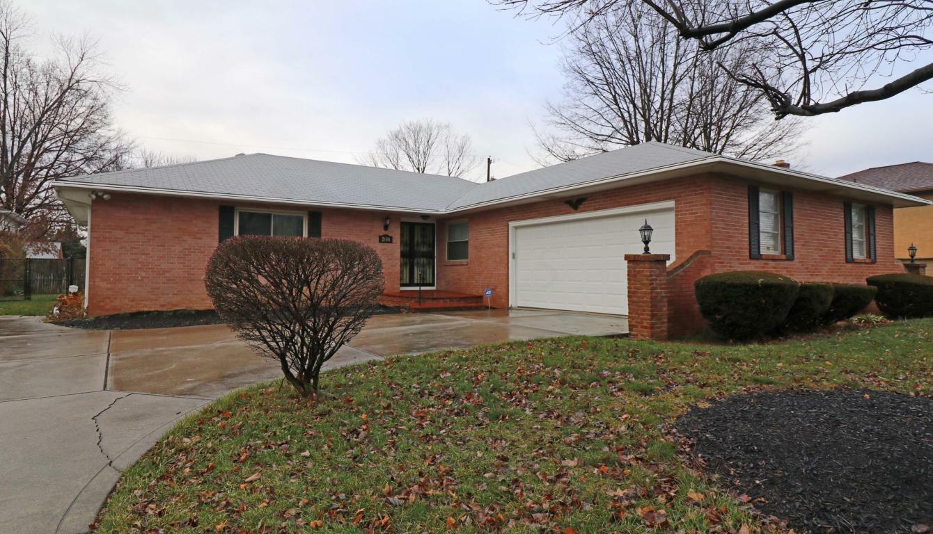 Property Photo:  2688 Kenview Road S  OH 43209 