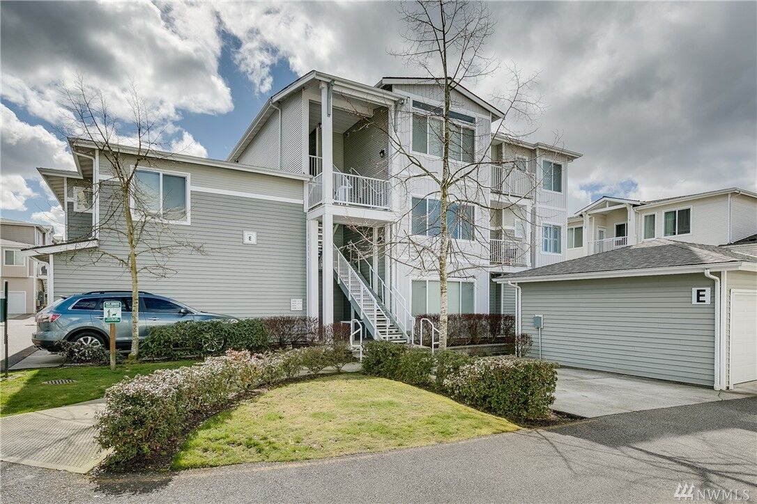 Property Photo:  14915  38th Drive SE E2014  WA 98012 