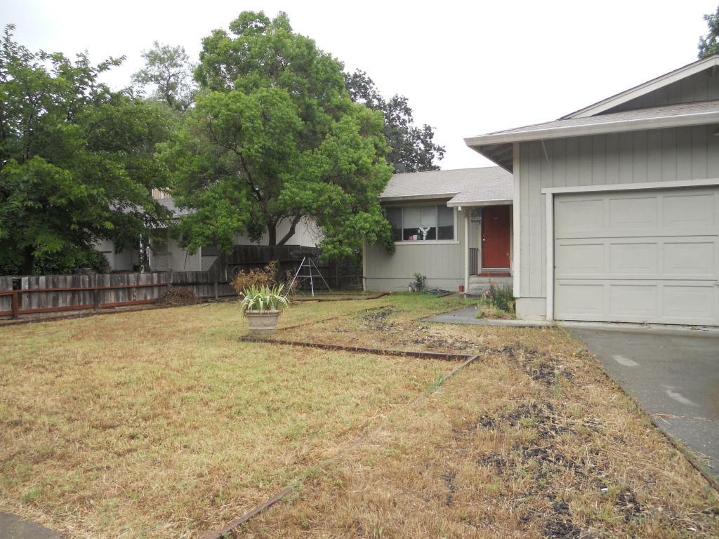 Property Photo:  1125 Aloha Street  CA 96080 