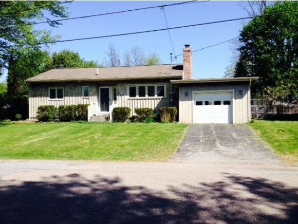 Property Photo:  8 Woodcrest Drive  VT 05403 