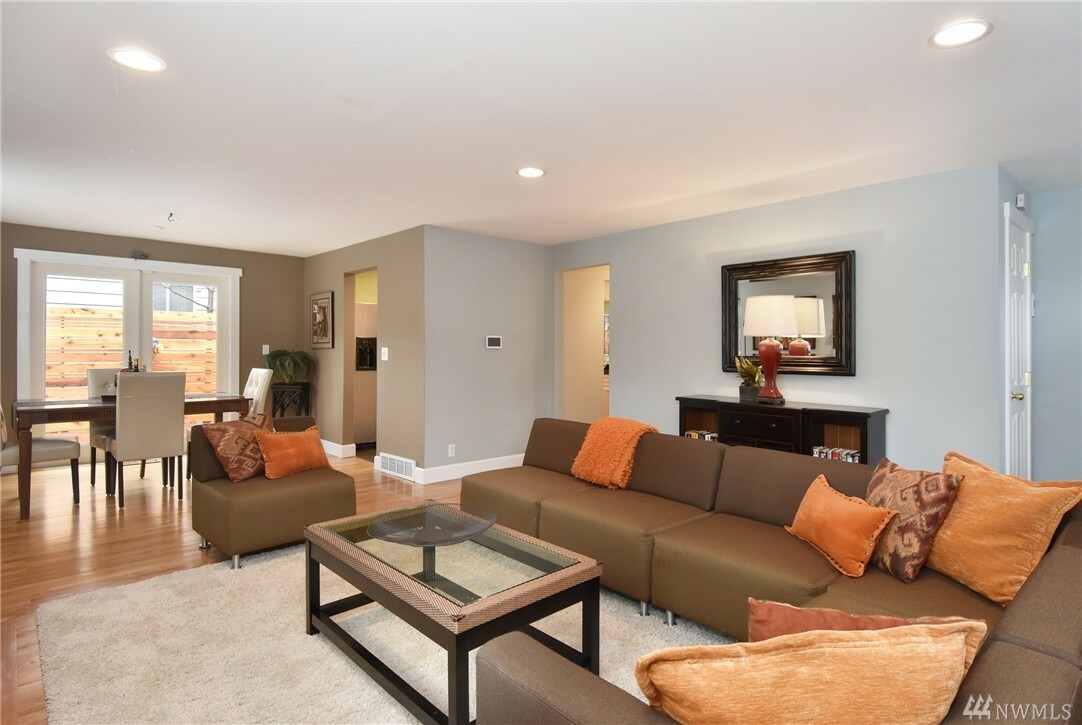 Property Photo: 8006 Bagley Ave N WA 98115