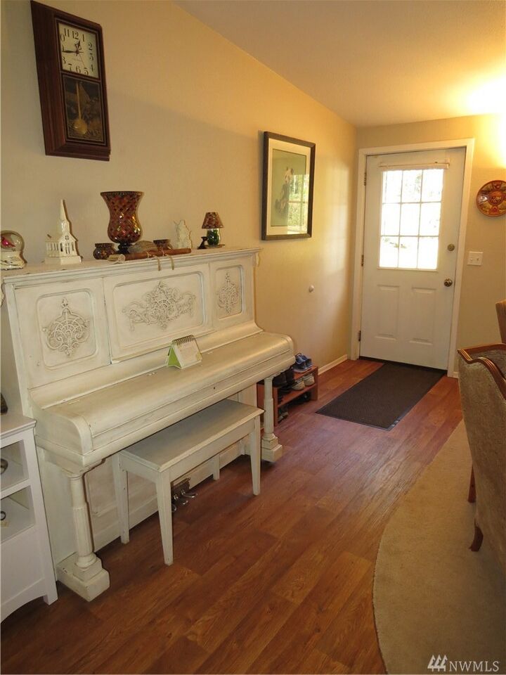 Property Photo:  302 E Leffler Loop Rd  WA 98546