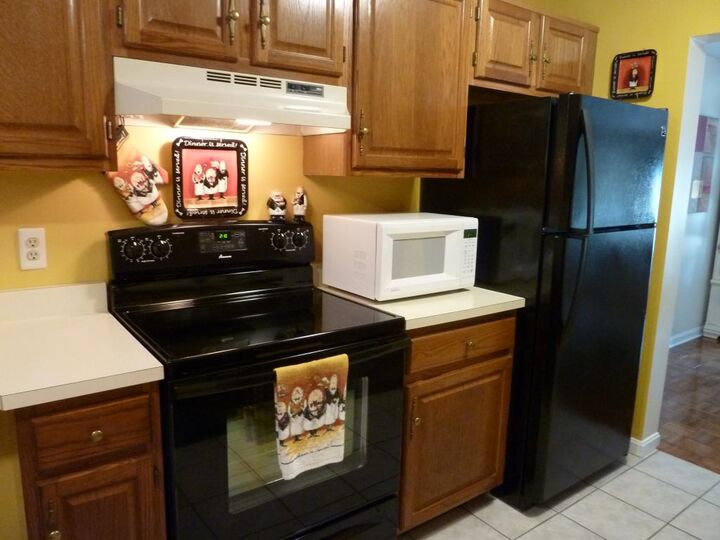Property Photo:  20 Bartemus Trail 20  NH 03063 