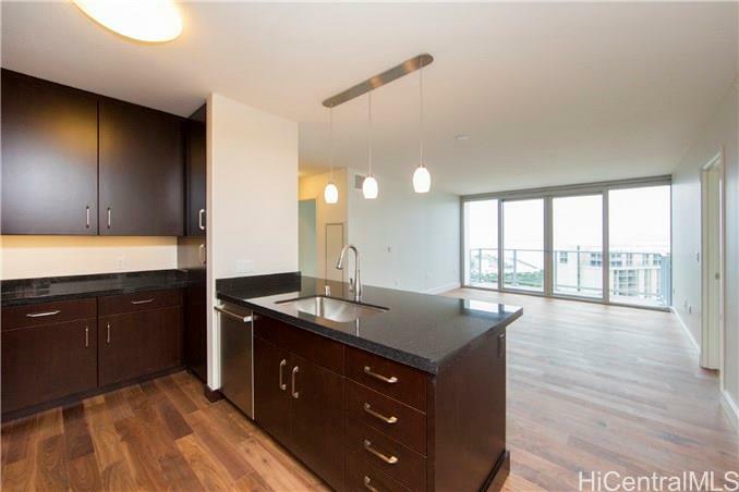 Property Photo: 1189 Waimanu Street 3502 HI 96814