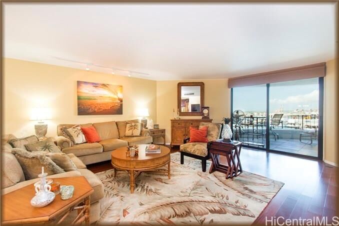 Property Photo: 66 Queen Street 1805 HI 96813