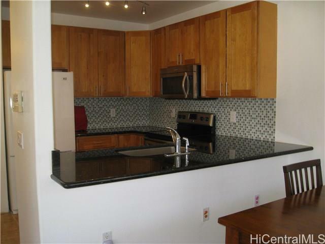 Property Photo:  91-1092 Kaimalie Street 2L5  HI 96706 