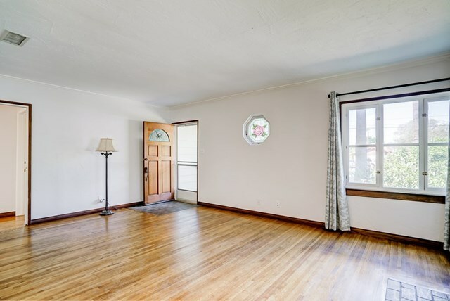 Property Photo: 6110 Palm Avenue CA 92506