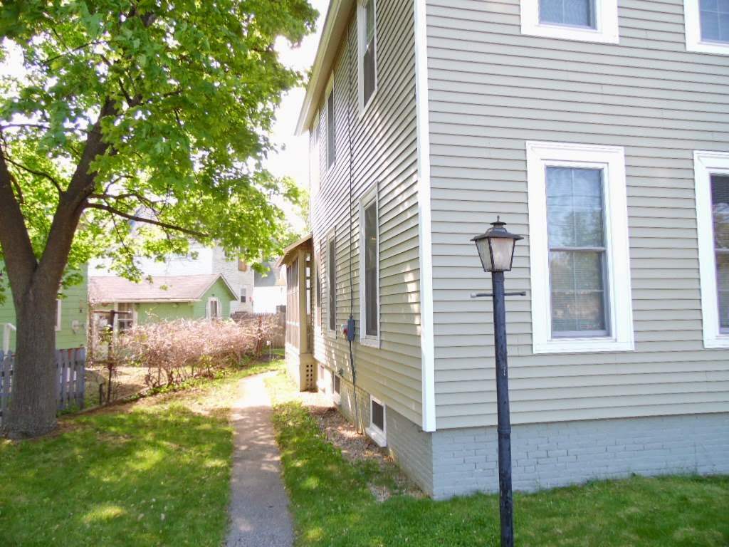 Property Photo:  67 Washington Street  NH 03301 