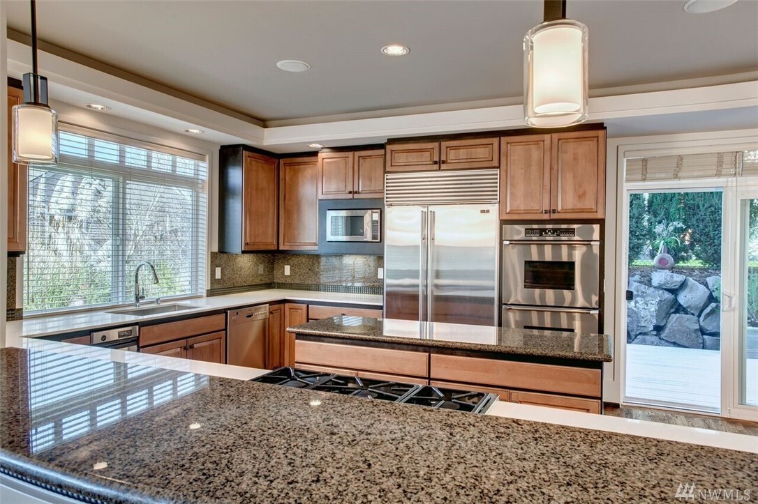 Property Photo: 2255 82nd Ave SE WA 98040