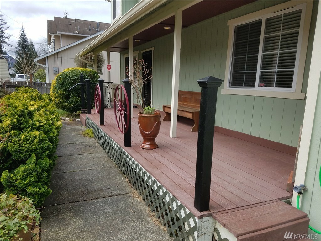 Property Photo:  41313 Nelson Place  WA 98251 