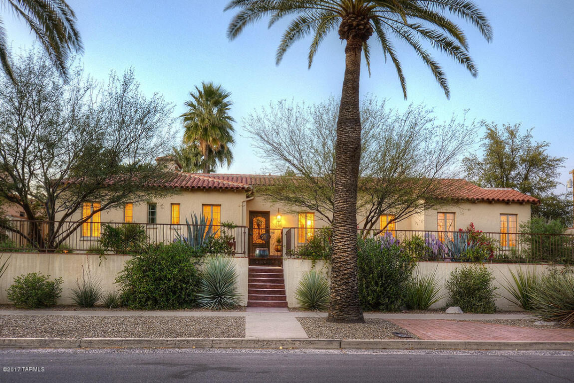 Property Photo: 2141 E 3rd Street AZ 85719