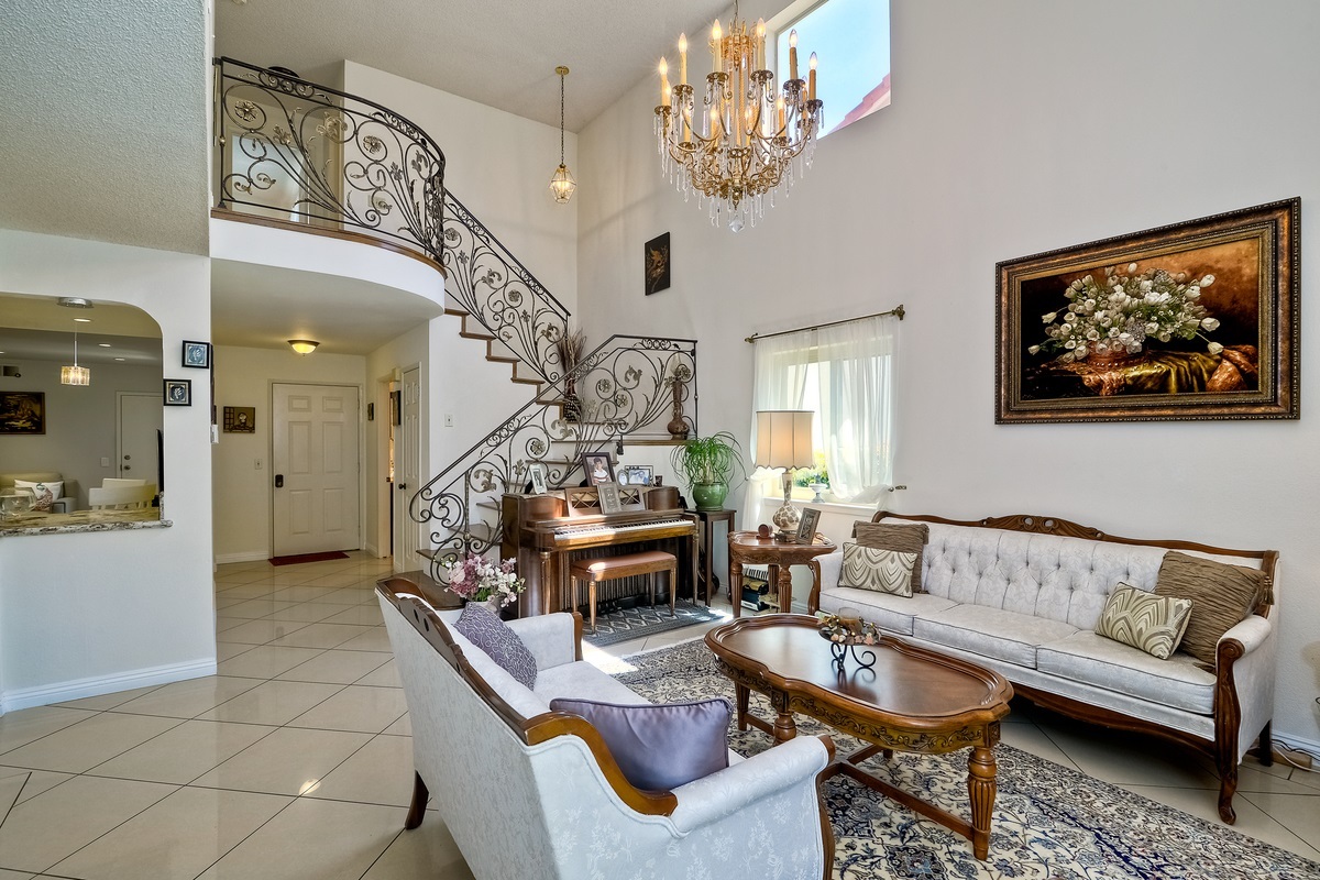 Property Photo: 6541 Corte Montecito CA 92009