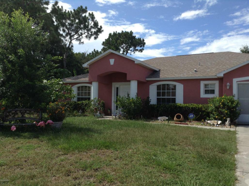 Property Photo:  909 Banks Street NW  FL 32907 