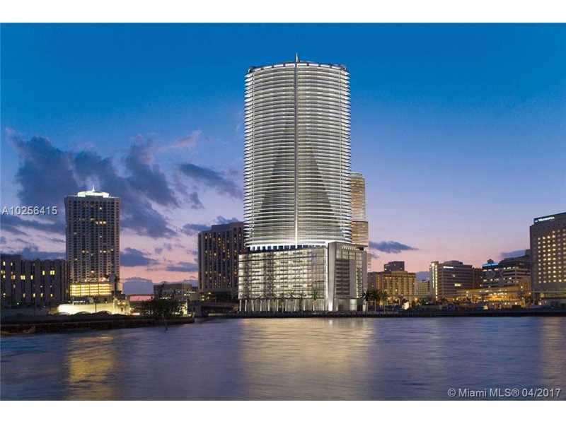 Property Photo:  200 Biscayne Blvd Wy 4308  FL 33131 