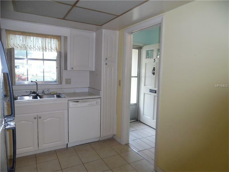 Property Photo:  1642 S Lake Avenue 3  FL 33756 