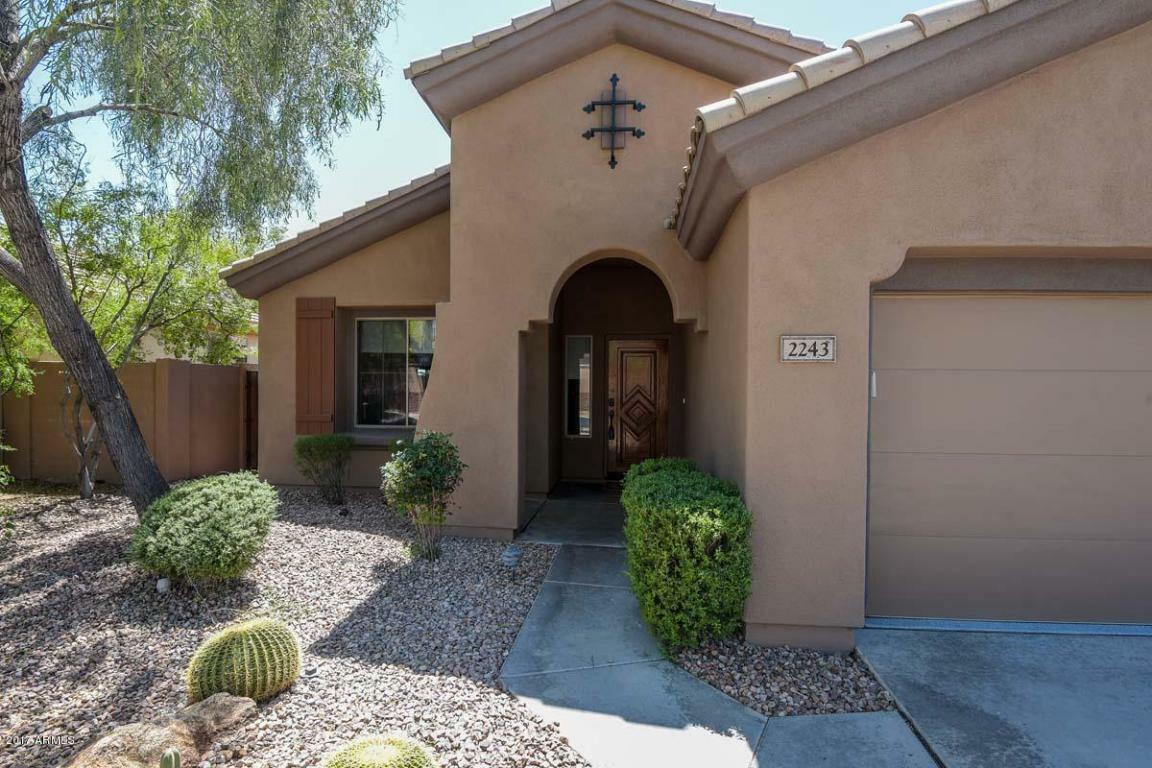 Property Photo:  2243 W Firethorn Way  AZ 85086 