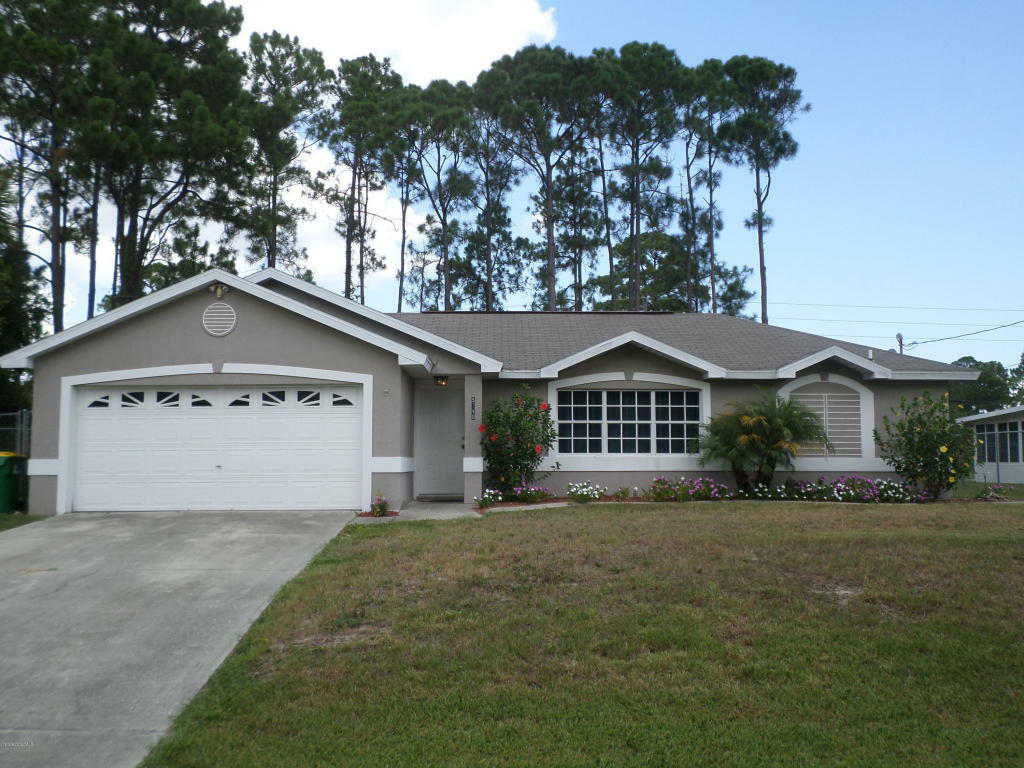 Property Photo:  5740 Friendly Street  FL 32927 